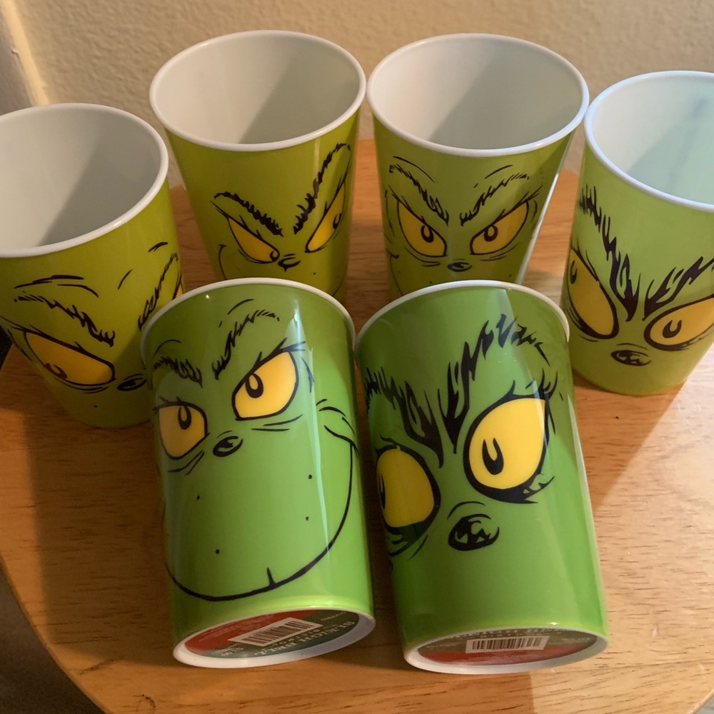 LAST CHANCE! 6 Grinch Cups. New Hobby Lobby.